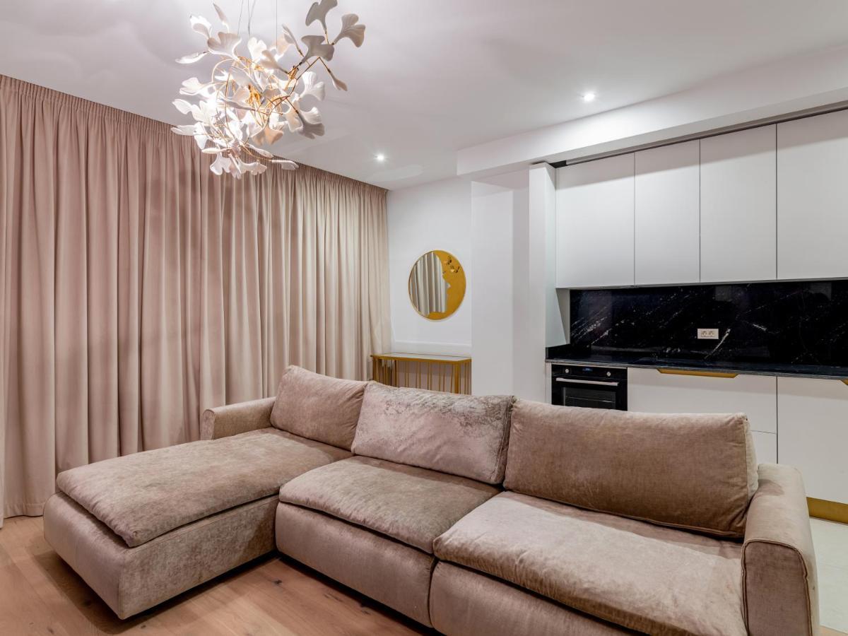 Vida Herastrau, Luxury 2